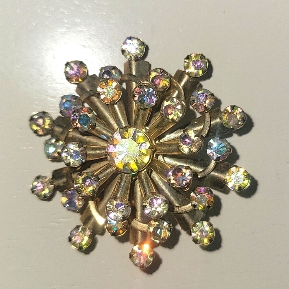 Vintage 1950's Mid-century Gold Tone Brooch  w/ Aurora Borealis Stones